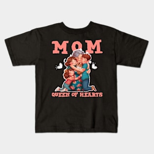 Mom : queen of hearts - happy mothers day Kids T-Shirt